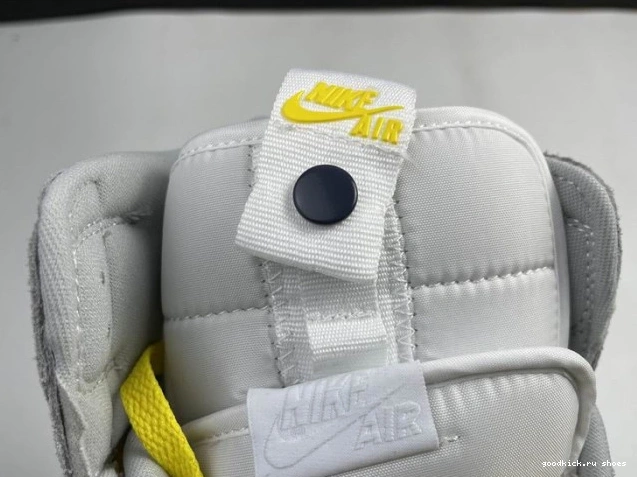 Smoke High Switch Light 1 Air Jordan CW6576-100 0821